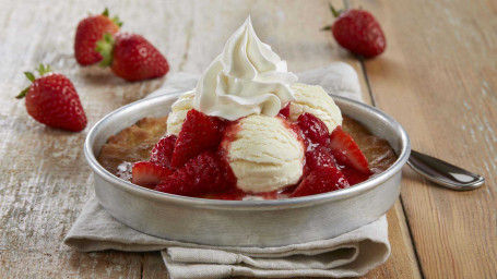 Strawberry Shortcake Pizookie