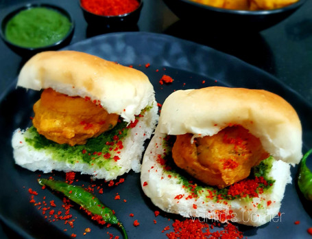 Tamatar Sauce [Mogli Vada Pav]