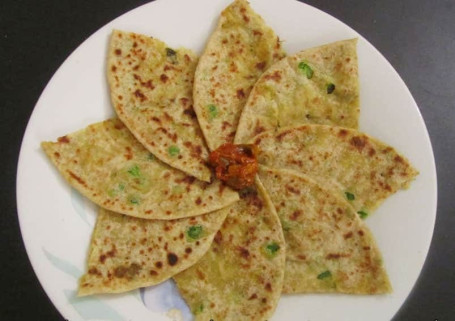 Aloo Matar Mix Tawa Paratha (In Butter)