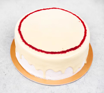 Red Velvet With White Chocolate Truffle Cake (1 Kg)