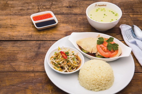 Pappa Chicken Rice Met Steamed Chicken