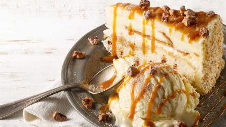 Cinnabon Caramel Pecan Cheesecake