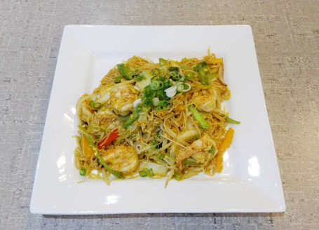 Singapore Noodles With Jumbo Shrimp