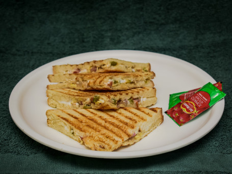 Veggie Grilled Brown Sandwich(4Pcs)