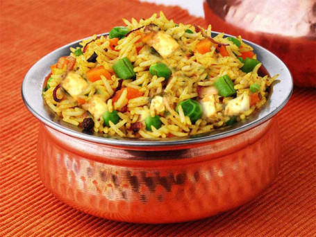 Mashi Veg Dum Biryani