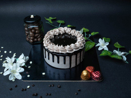 Double Truffle Cake (1/2 Kg) (Eggless)