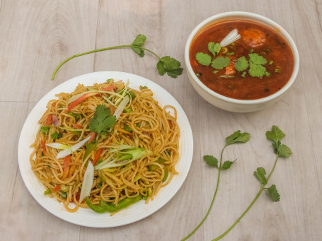 Veg Manchurian+Veg Noodles