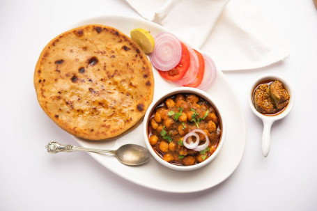 Chole Stuffed Paratha Raita