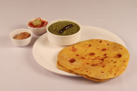 Makke Ki Rotti 2 Pcs Sarso Ka Saag Jagery Vinegar Onion