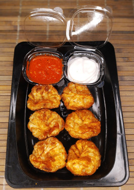 Paneer Fried Momos(10 Pcs)