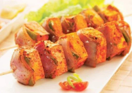 Lehsuni Paneer Tikka (6Pieces)