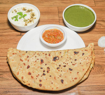 Mooli Paratha Raita