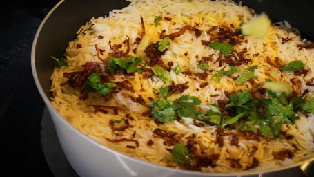 Chicken Hyderabadi Biryani [600 Gm]