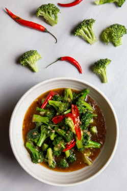 Stir Fried Broccoli In Soya Garlic