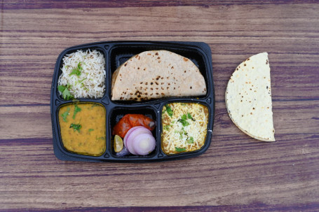 Paneer Bhurji Gravy Thali