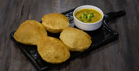 Dal Poori [4 Poori]