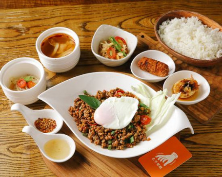 Spicy Stirfried Basil Pork Set Meal