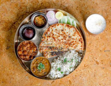 Pindi Makhni Thali