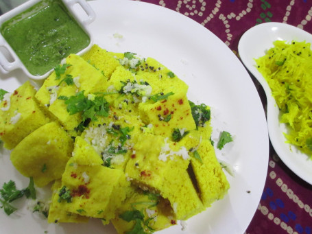 Dahi Chutney Khaman