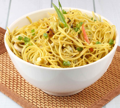 Singapoori Chowmein