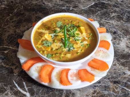 Mattar Paneer (Plate)