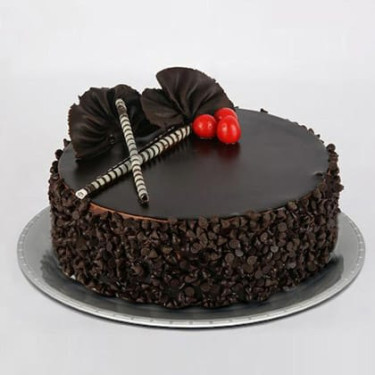 Eggless Choco Chip Cake 1 Pound)