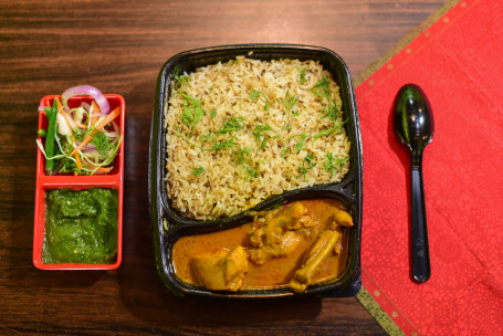 Jeera Rice With Chicken Curry Comboo Salad And Chutney