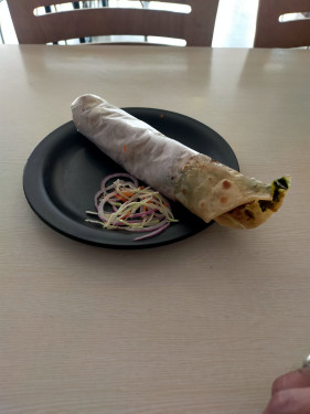 Chicken Tikka Tandoori Roll Chefs Special Roll)