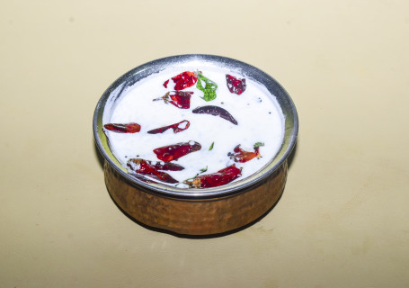 Curd Rice (Served With Raita And Salan)