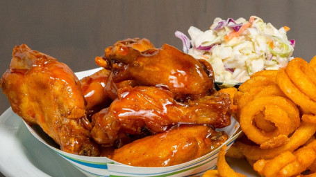 Traditional Wing Basket W/ Fries