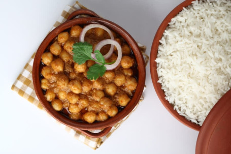 Chole With Choice Of Rotis/ Rice Salad