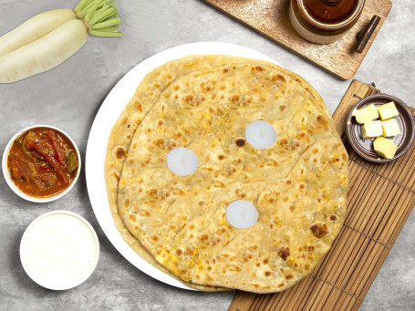 Tawa Mooli Paratha Curd Pickle