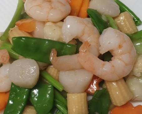 Prawn, Scallops Snow Peas