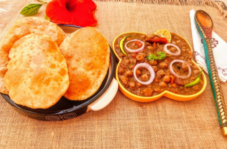 Chole 2 Bhature Salad Raita Achar