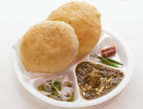 Paneerwale Chole Bhature