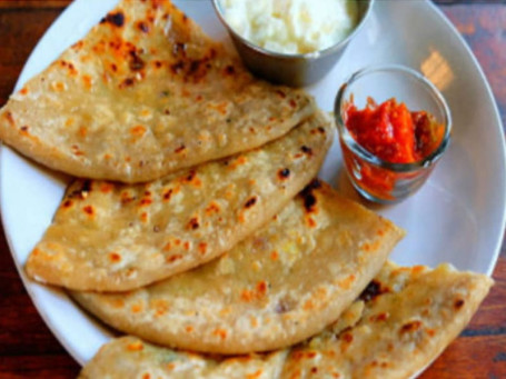 Aloo Pyaz Paratha 2 With Raita