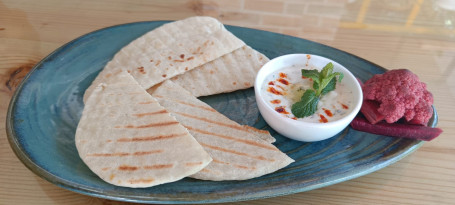 Laban Mint With Pita Bread