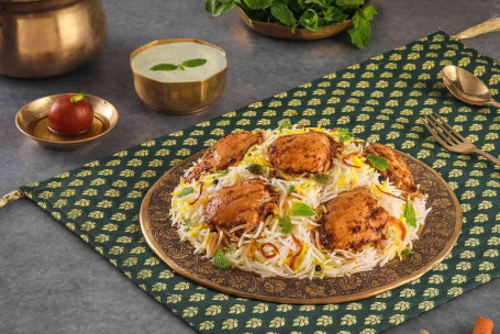 Lazeez Bhuna Murgh Chicken Biryani Boneless Serves 1] Half Kg]