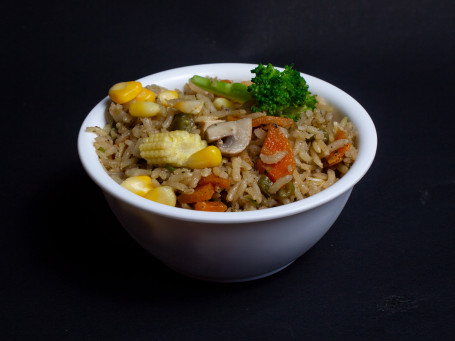 Veg Brown Rice With Hot Garlic Sauce