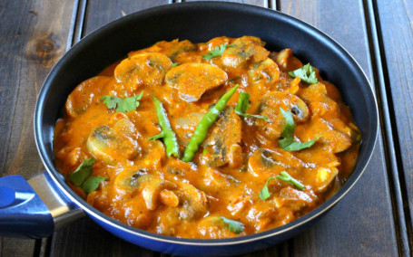 Bhuna Mushroom Masala Gravyy