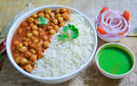 Chana Masala Gravy With Rice