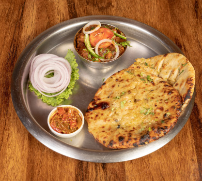 Aloo Kulcha Chola (2Pcs)