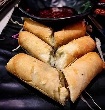 Chicken Cheese Cigar Roll