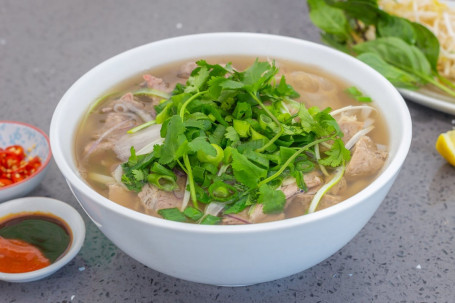 Pho Bo Dac Biet (Beef Special)