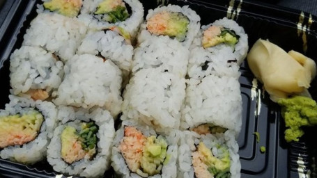 California Roll (Crabmeat)