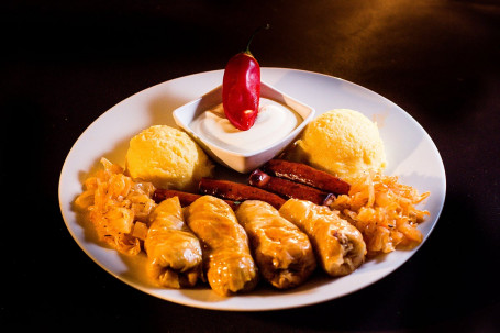 Romanian Cabbage Rolls (Sarmale Cu Mamaliguta)