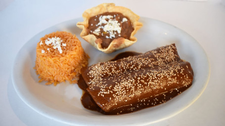 Mole Enchiladas Cheese