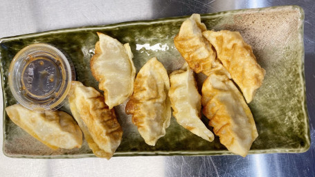 A3. Dumpling (8 Pieces)