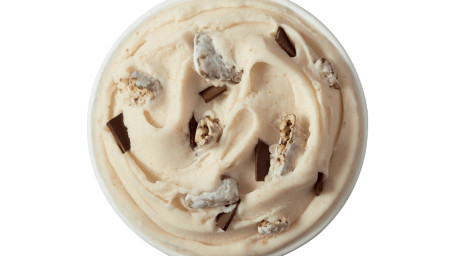 Nieuwe Peanut Butter Puppy Chow Blizzard Treat