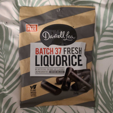 Darrel Lea Batch Fresh Liquorice